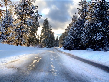 On the other hand, we denounce with righteous indignation and dislike men 